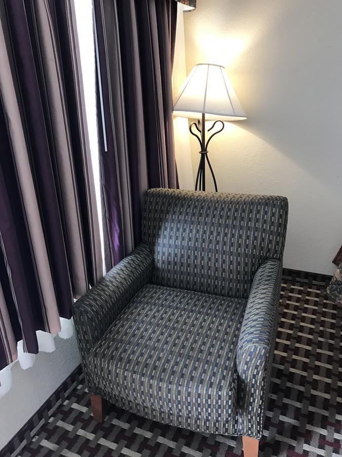 Millville Motorsports Inn And Suites Habitación foto
