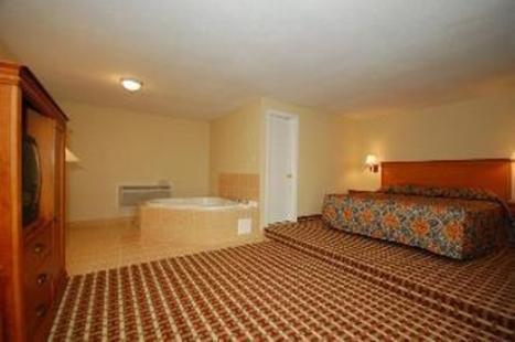 Millville Motorsports Inn And Suites Habitación foto